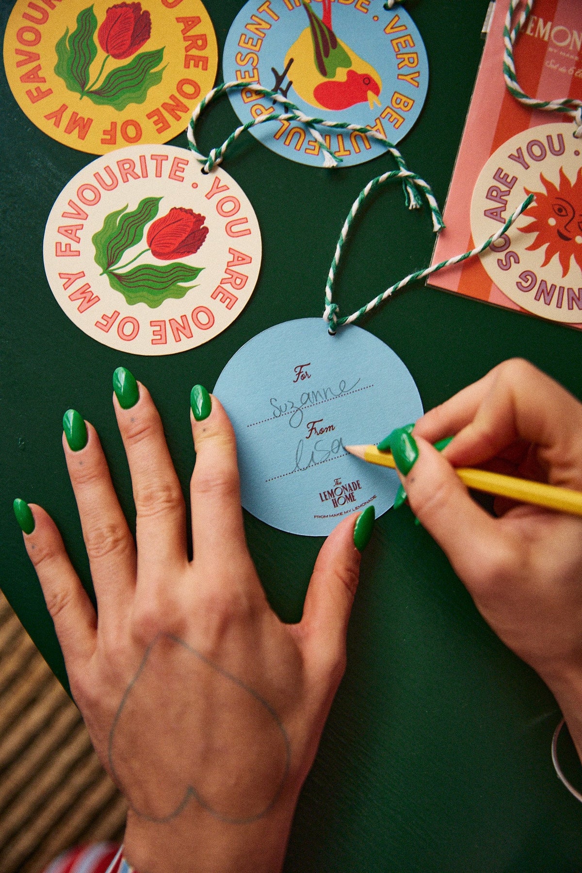 GIFT TAG