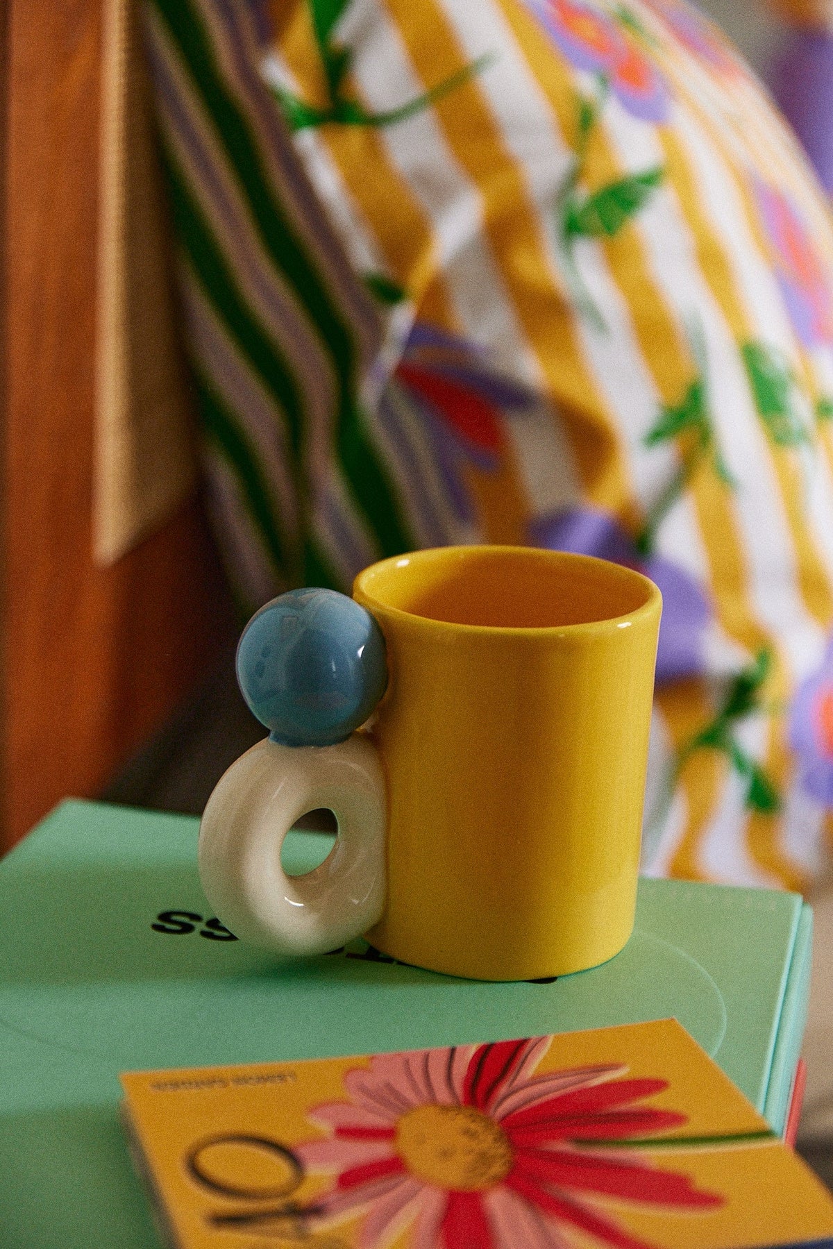 MUG OLIVIA YELLOW