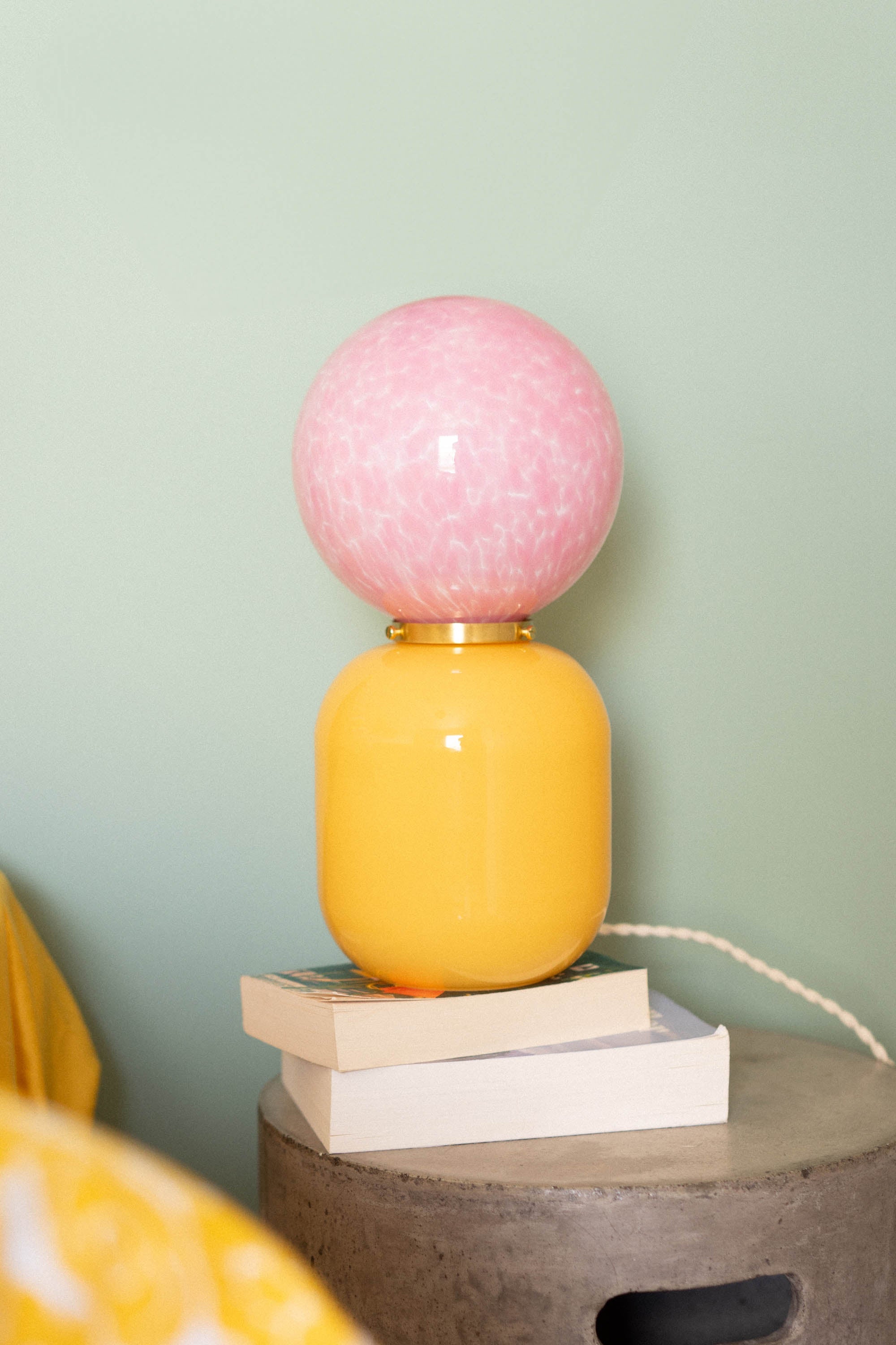 LAMPE MILO YELLOW