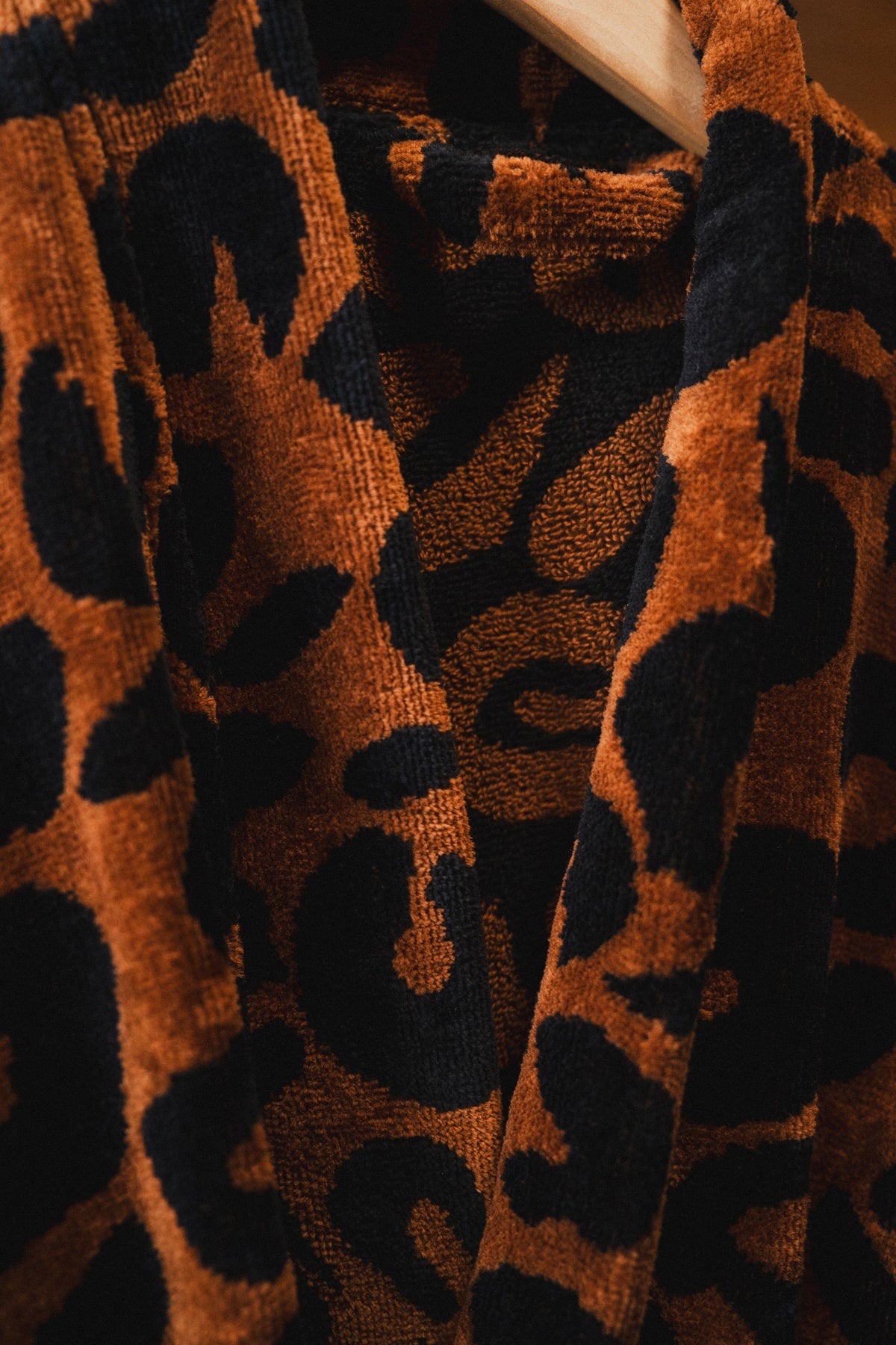 PEIGNOIR MILES LEOPARD