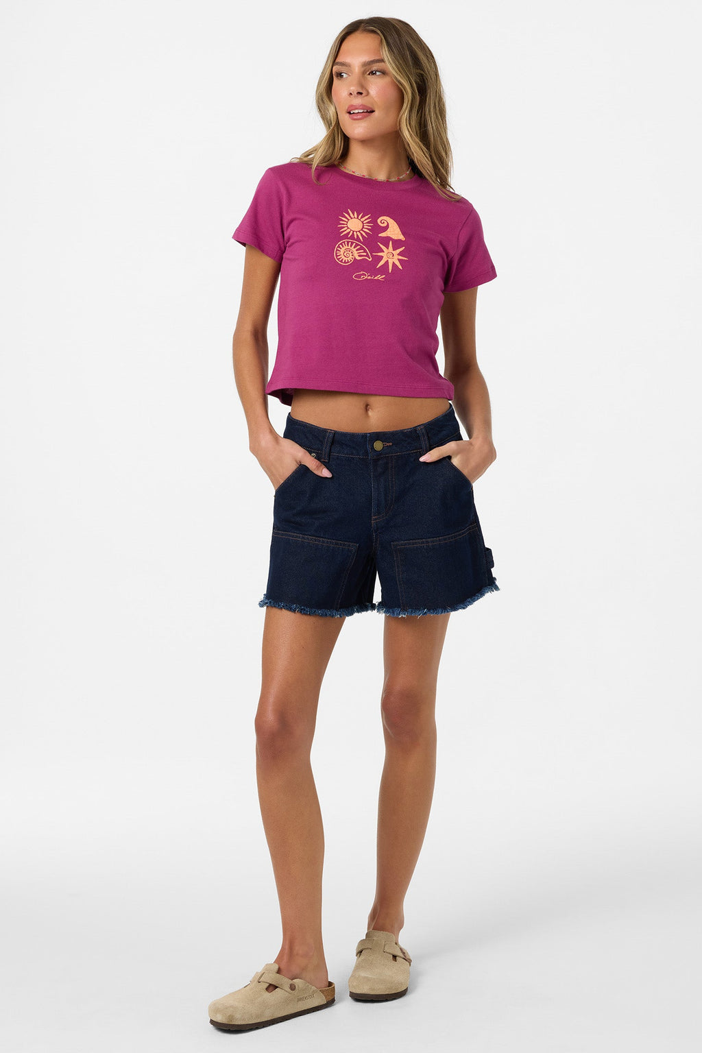 Shell Star Fitted Tee