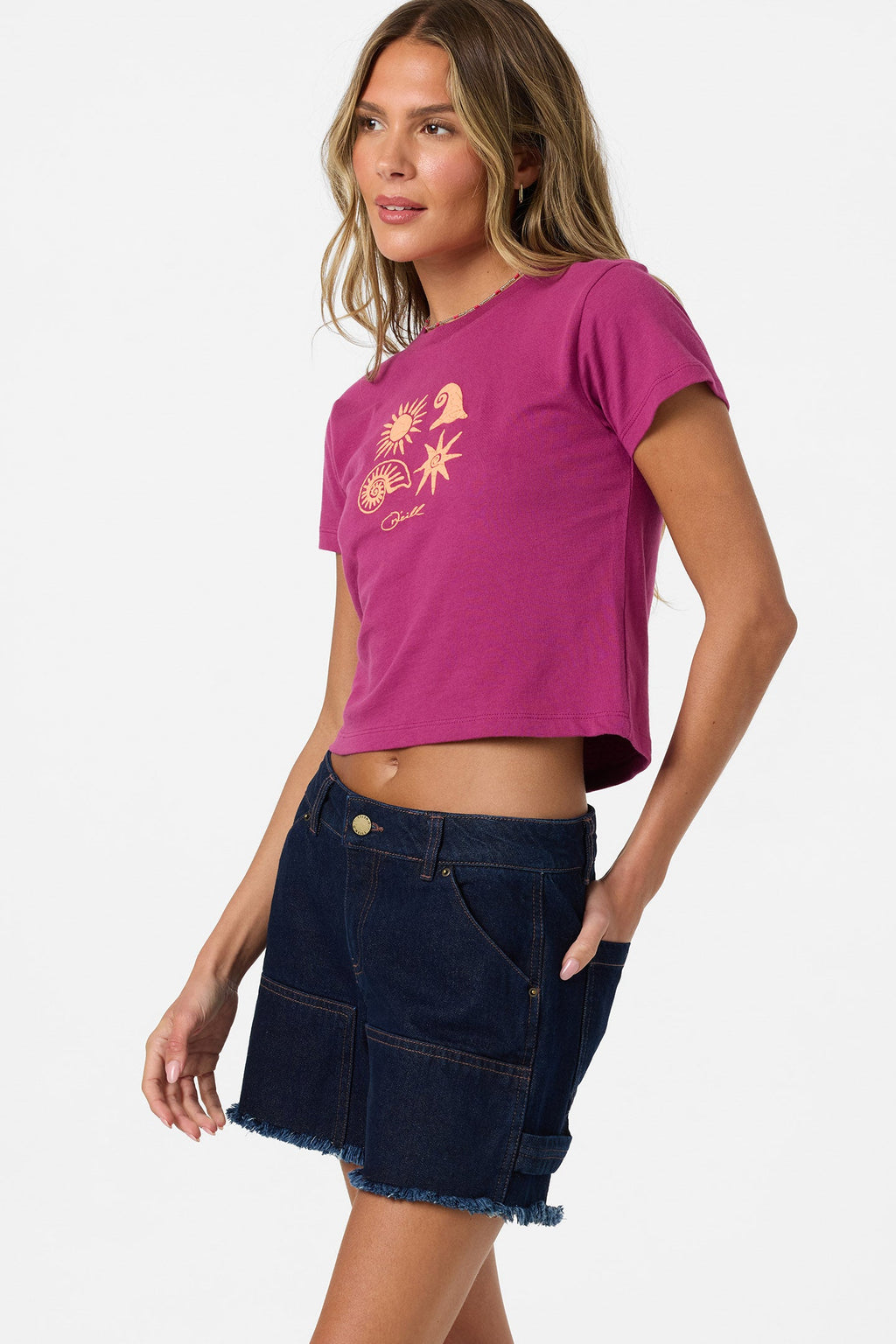 Shell Star Fitted Tee