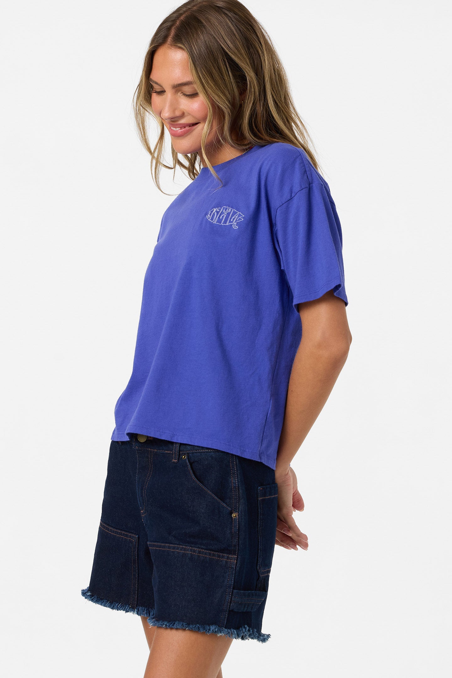 Board Embroidered Easy Tee
