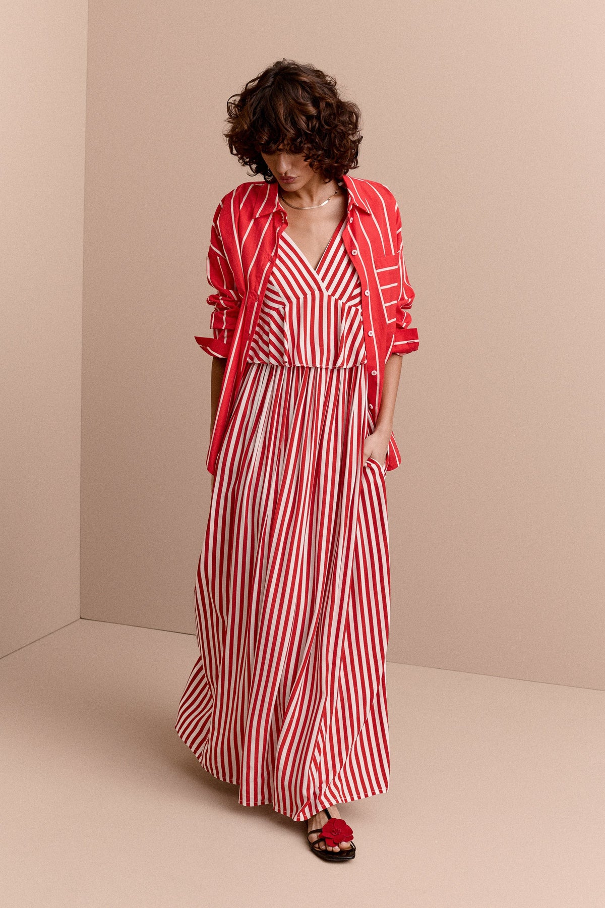 ROBE FERIEL RED STRIPE