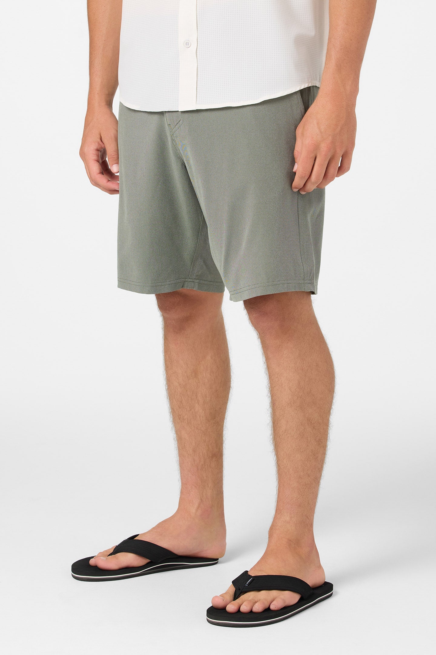 Reserve Light Check 19" Hybrid Shorts