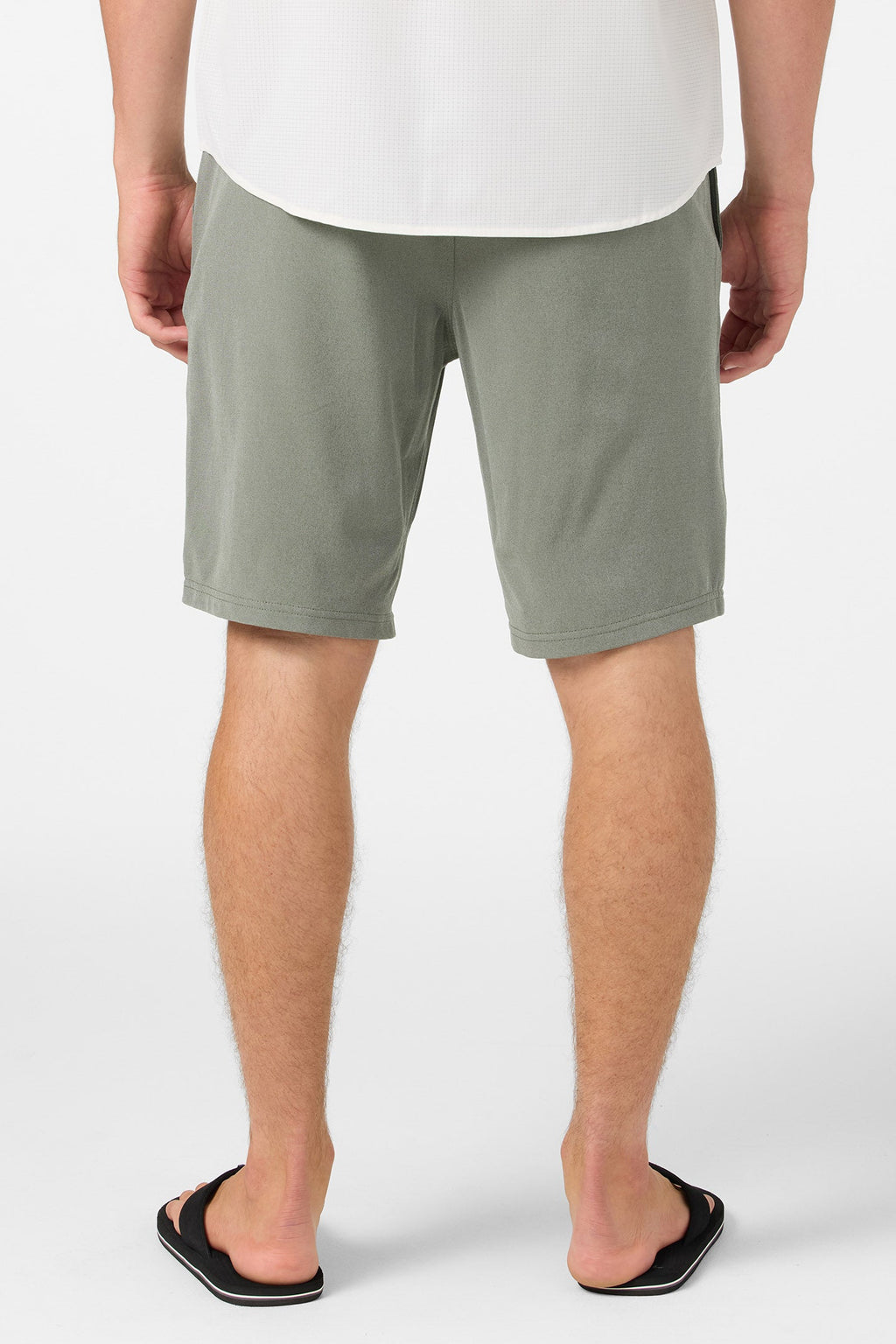 Reserve Light Check 19" Hybrid Shorts